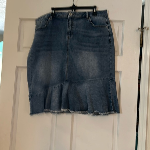 1948 Denim skirt. Worn once. Has soft wash feel and denim color - Picture 1 of 4